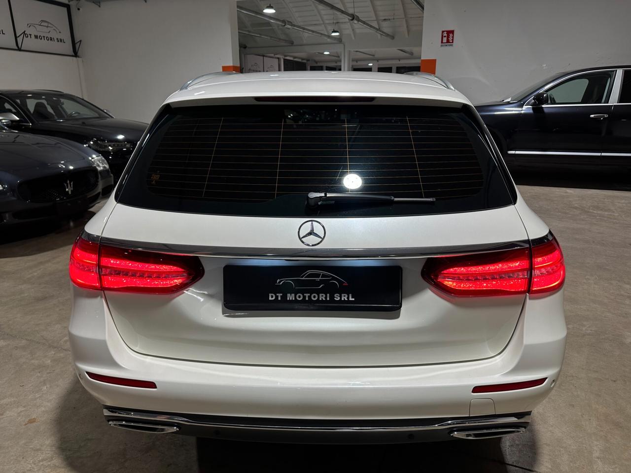 Mercedes-benz E 200 D Auto Sport Cerchi da 19' - LUCI 64 COLORI CRUISE ADATTIVO