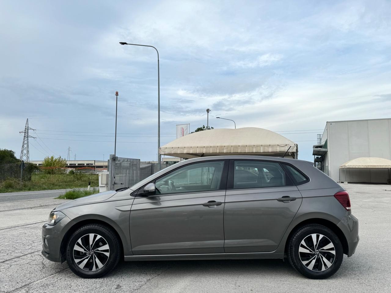 VOLKSWAGEN POLO Comfortline TGI Metano-Carplay