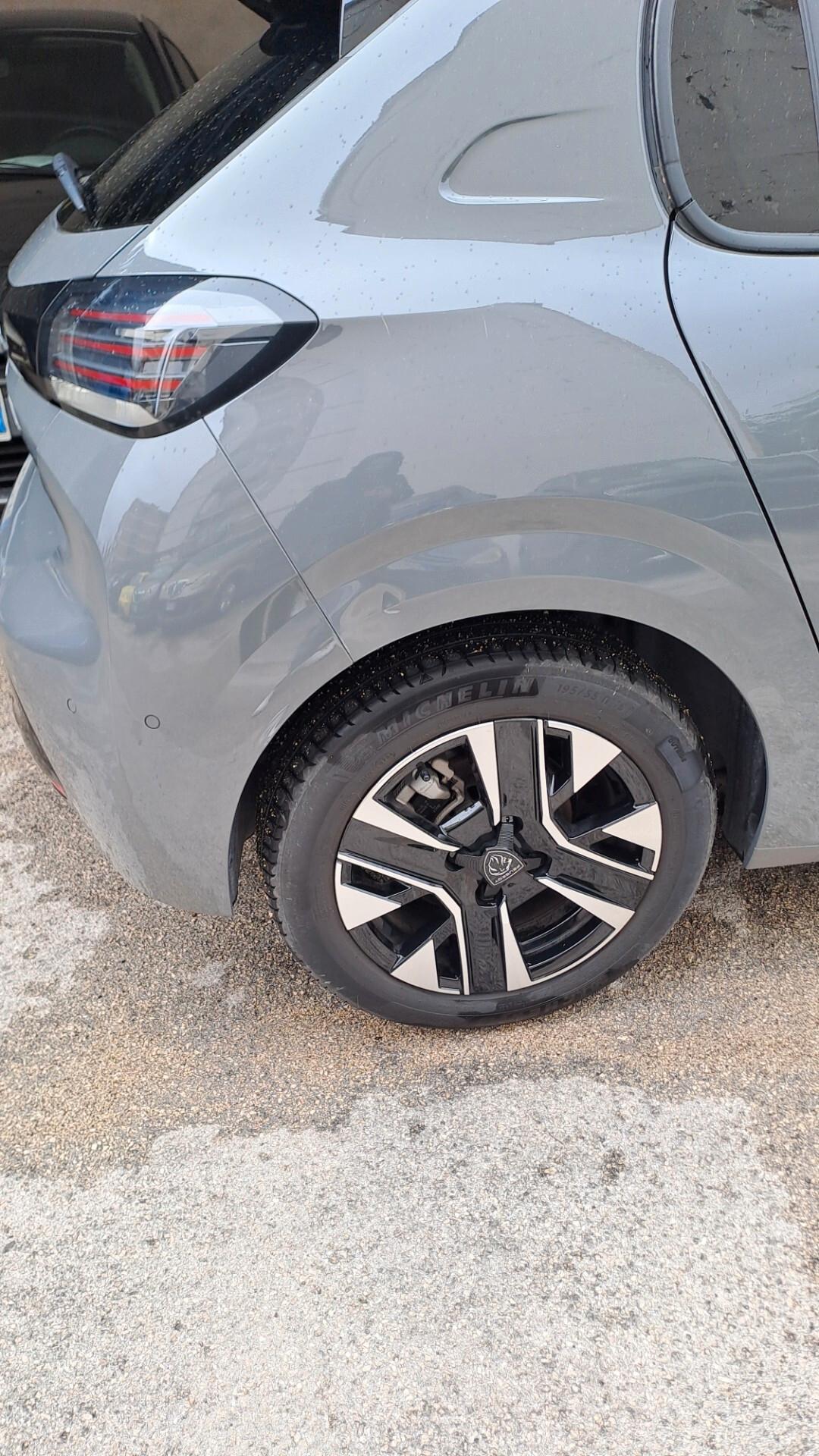 Peugeot 208 100cv Restyling Allure Pack