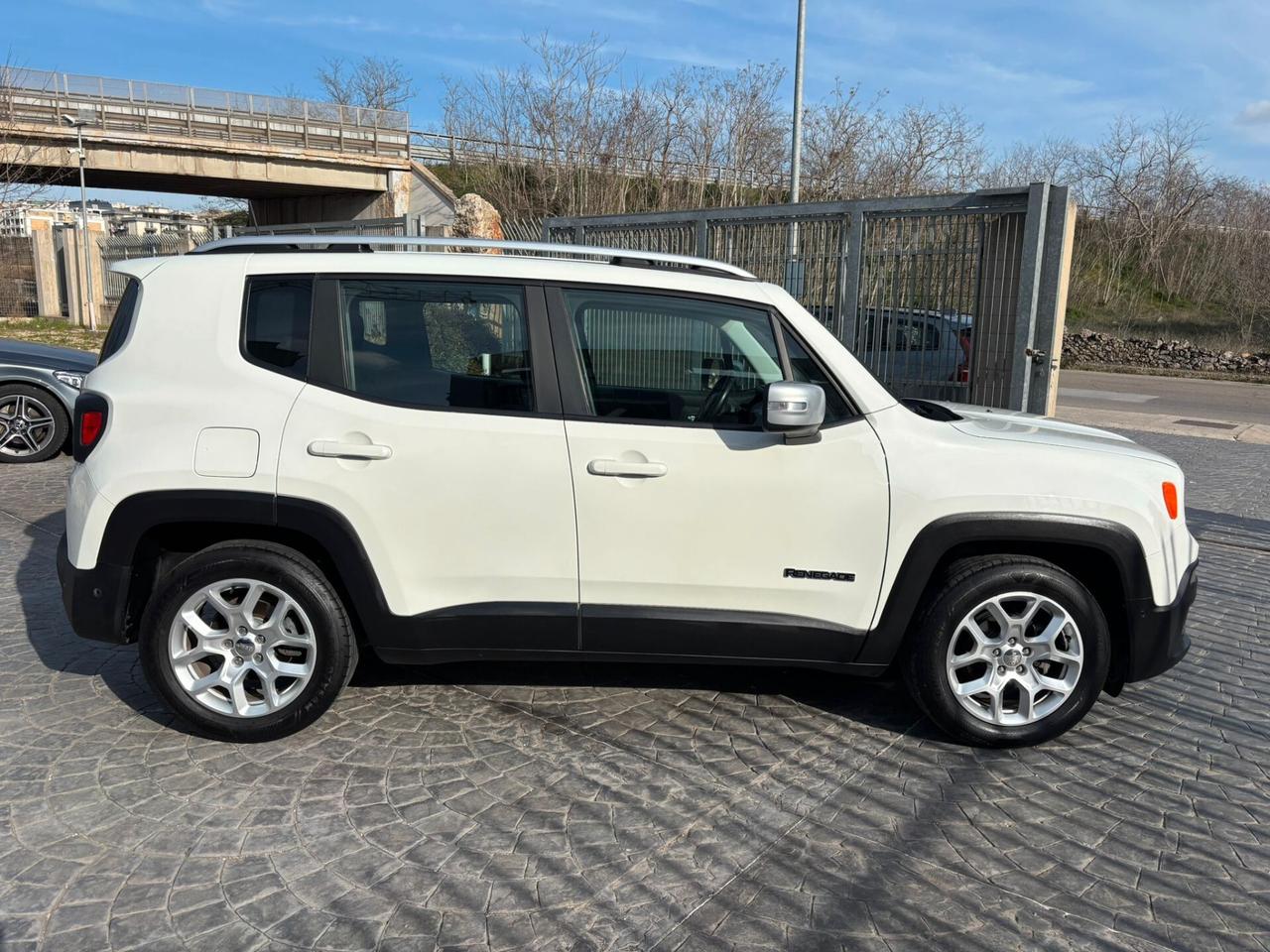 Jeep Renegade 1.6 Mjt DDCT 120 CV Limited