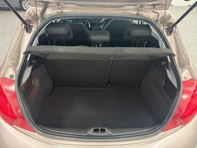 PEUGEOT 208 1.4 8V HDi 68CV 5p. Allure