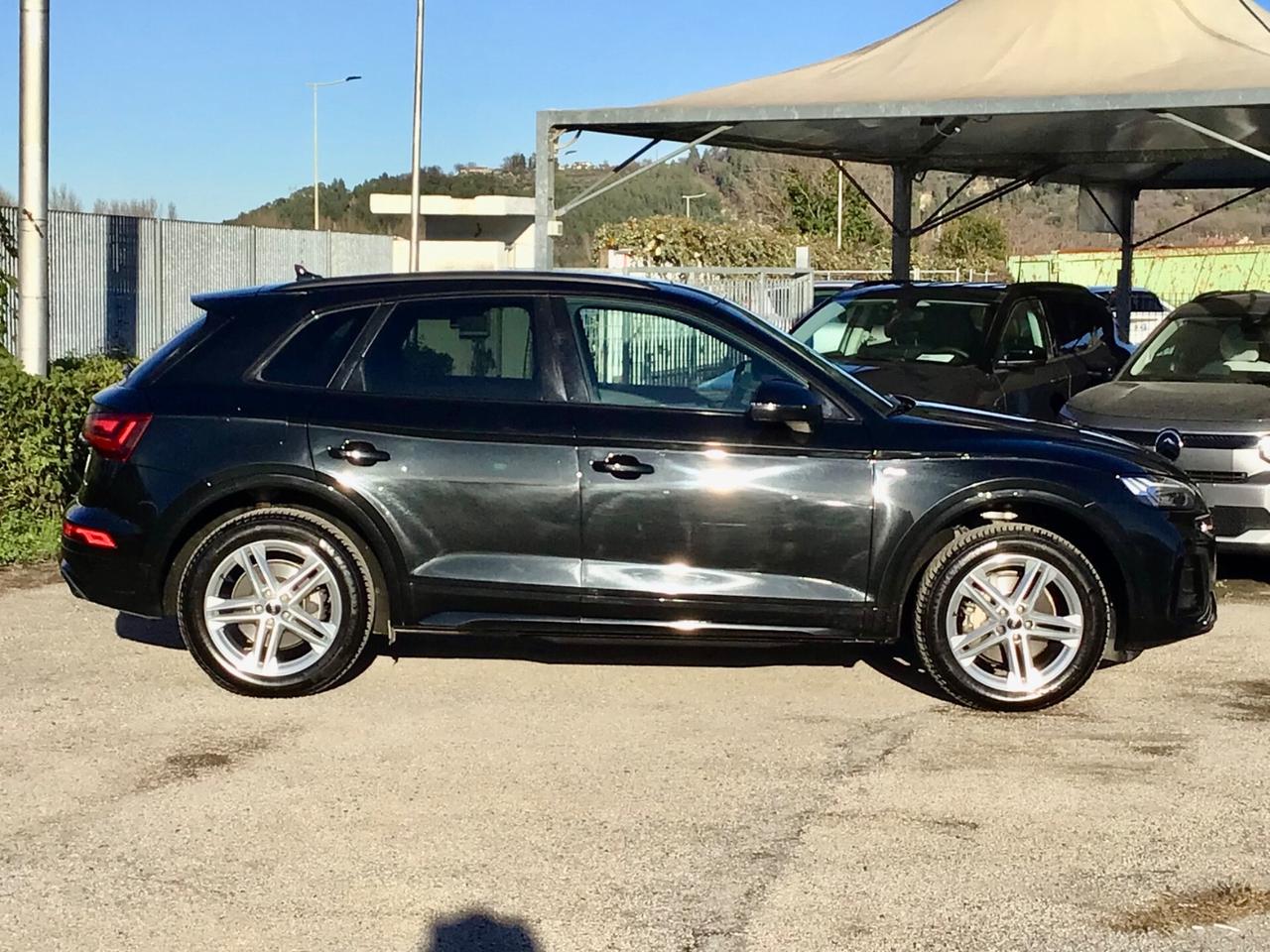 Audi Q5 40 TDI 204 CV Quattro Identity Black