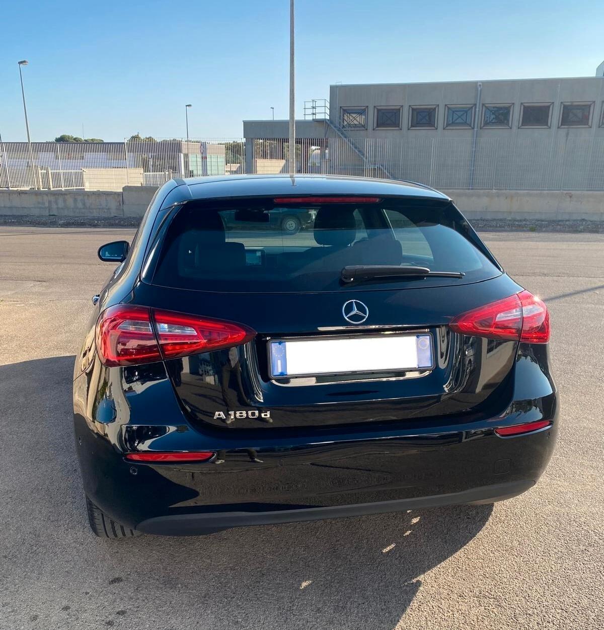 Mercedes-benz A 180 A 180 d Automatic Sport