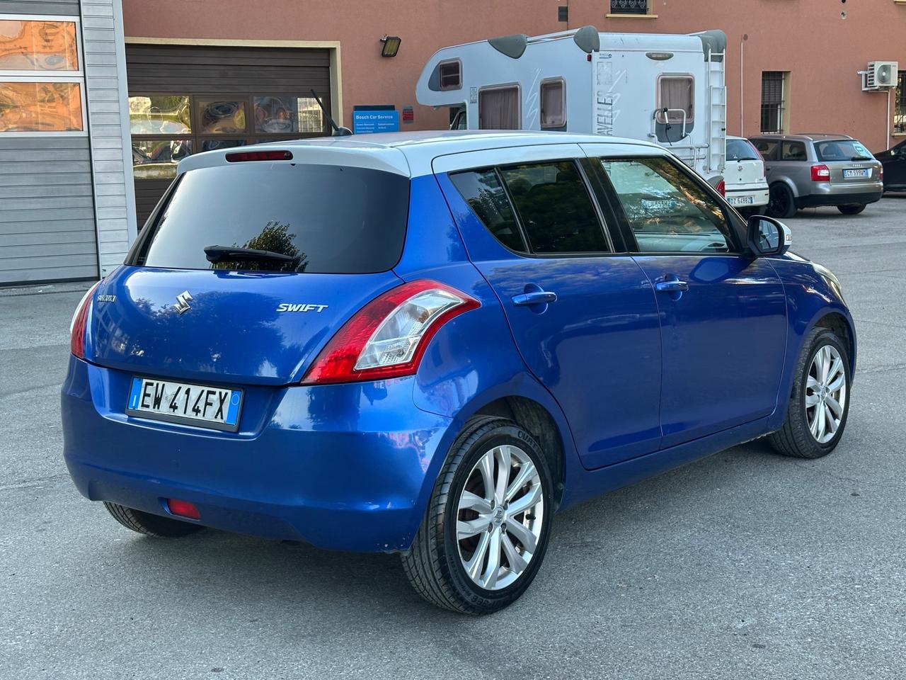 Suzuki Swift 1.2 VVT 5 porte B-Top Bi-Color
