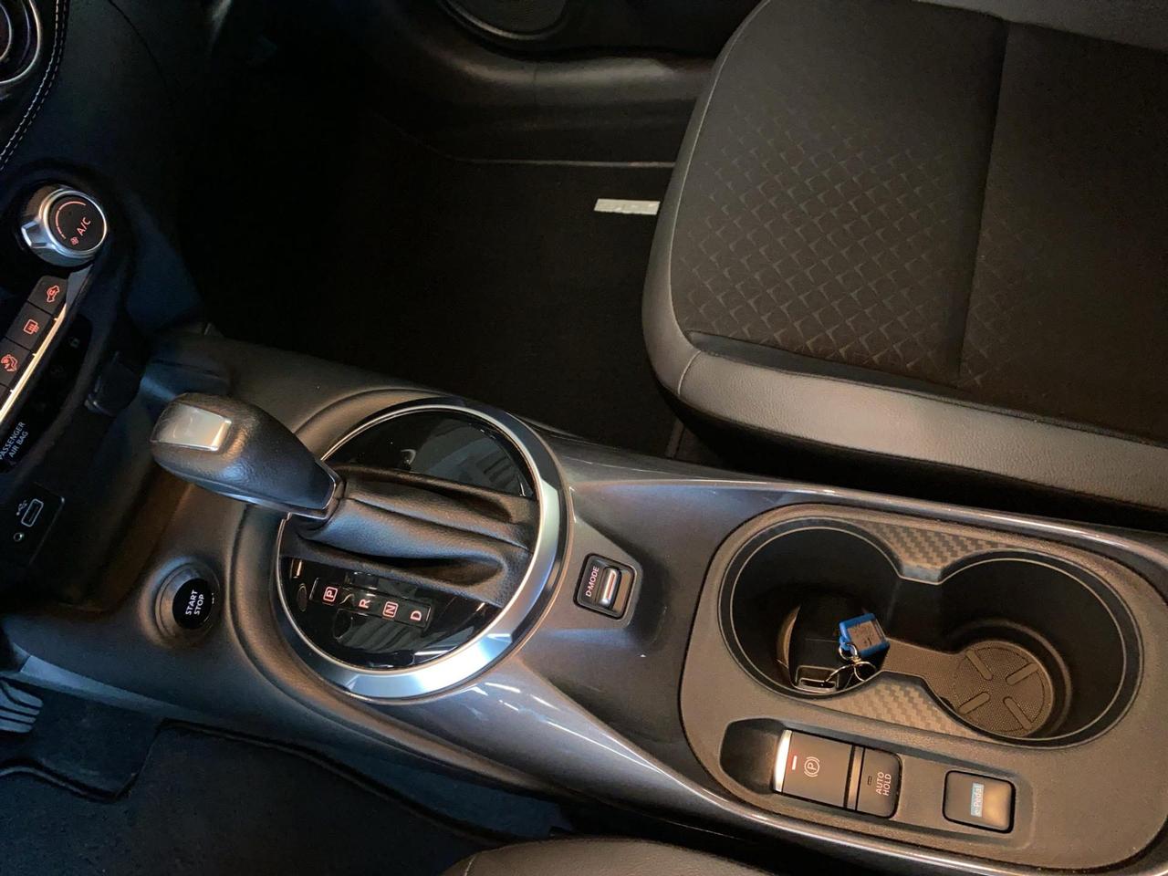 Nissan Juke 1.6 hev N-Connecta