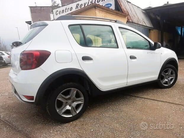 Dacia Sandero 1.5 Diesel Manuale Neopatentati