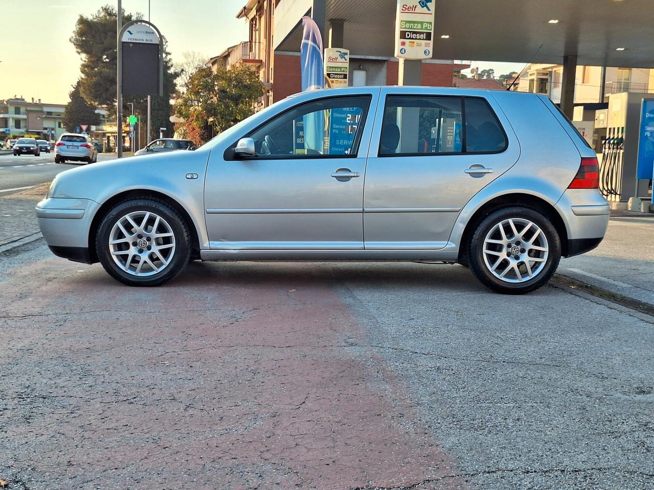 Volkswagen Golf 2002- 1.6B/102 CV AUTOMATICA HIGHLINE 150.000 NEOPATENTATI