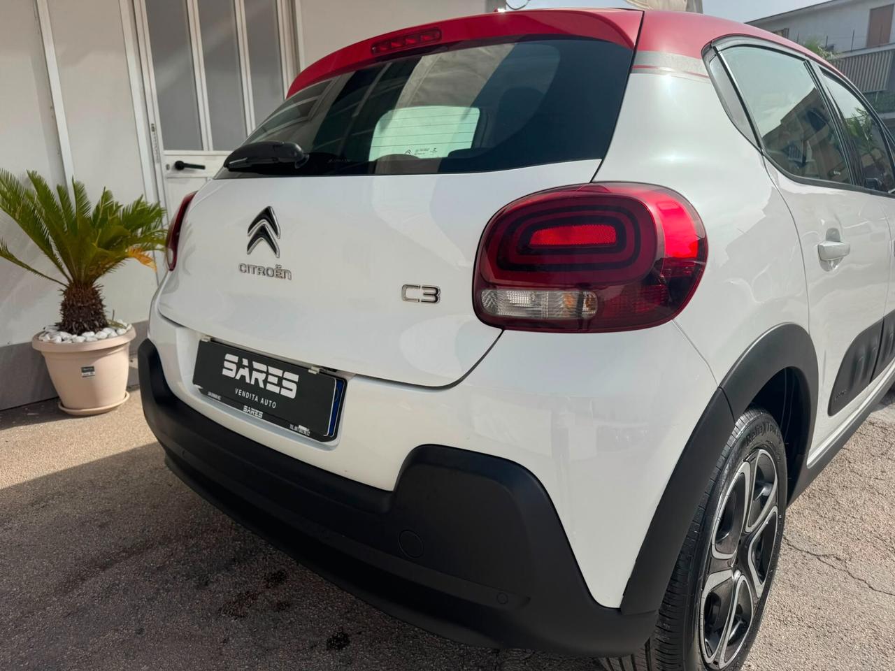Citroen C3 PureTech 82 Shine 100 MILA KM