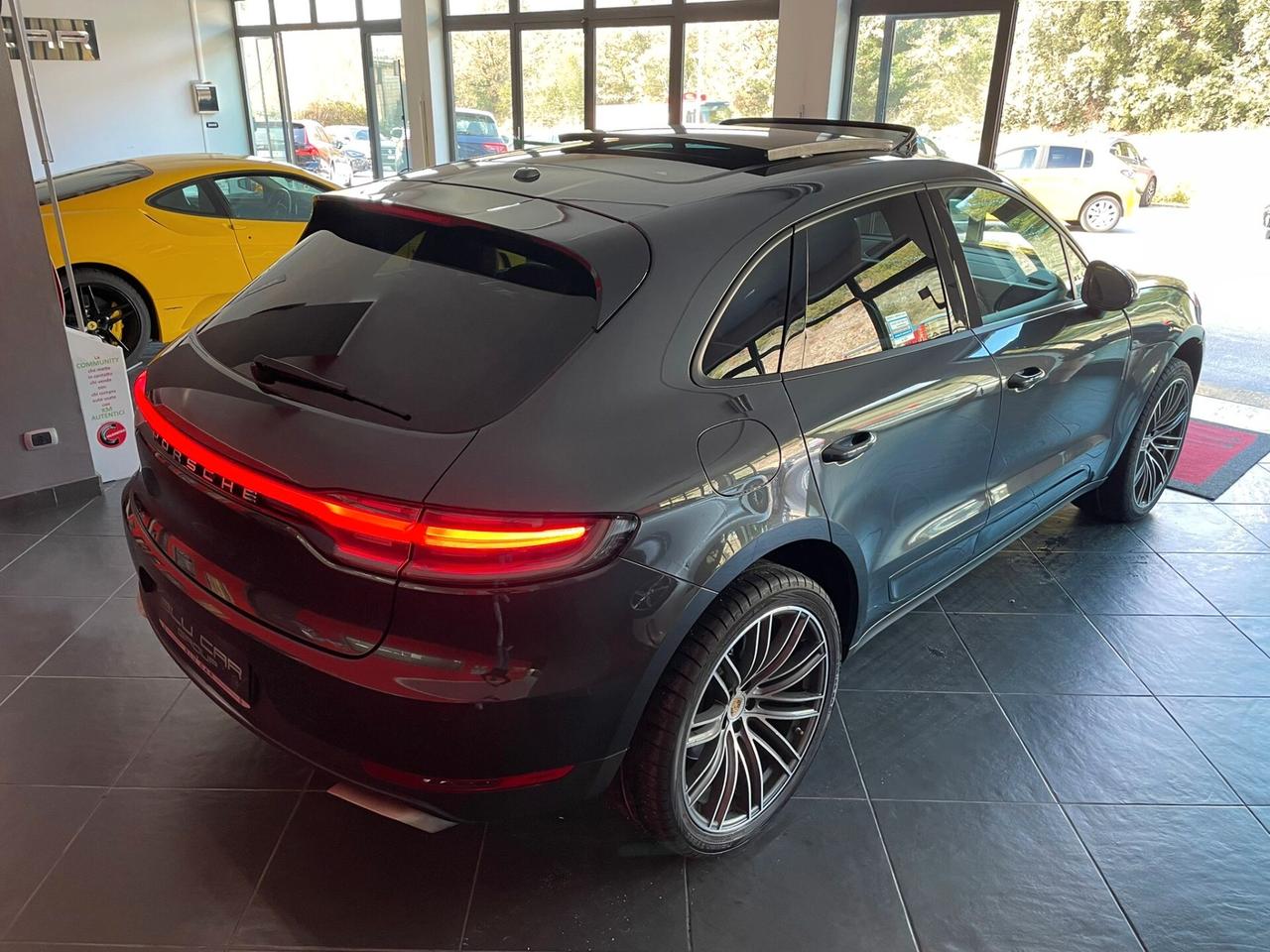 PORSCHE MACAN 2.0 250cv PDK IPERFULL