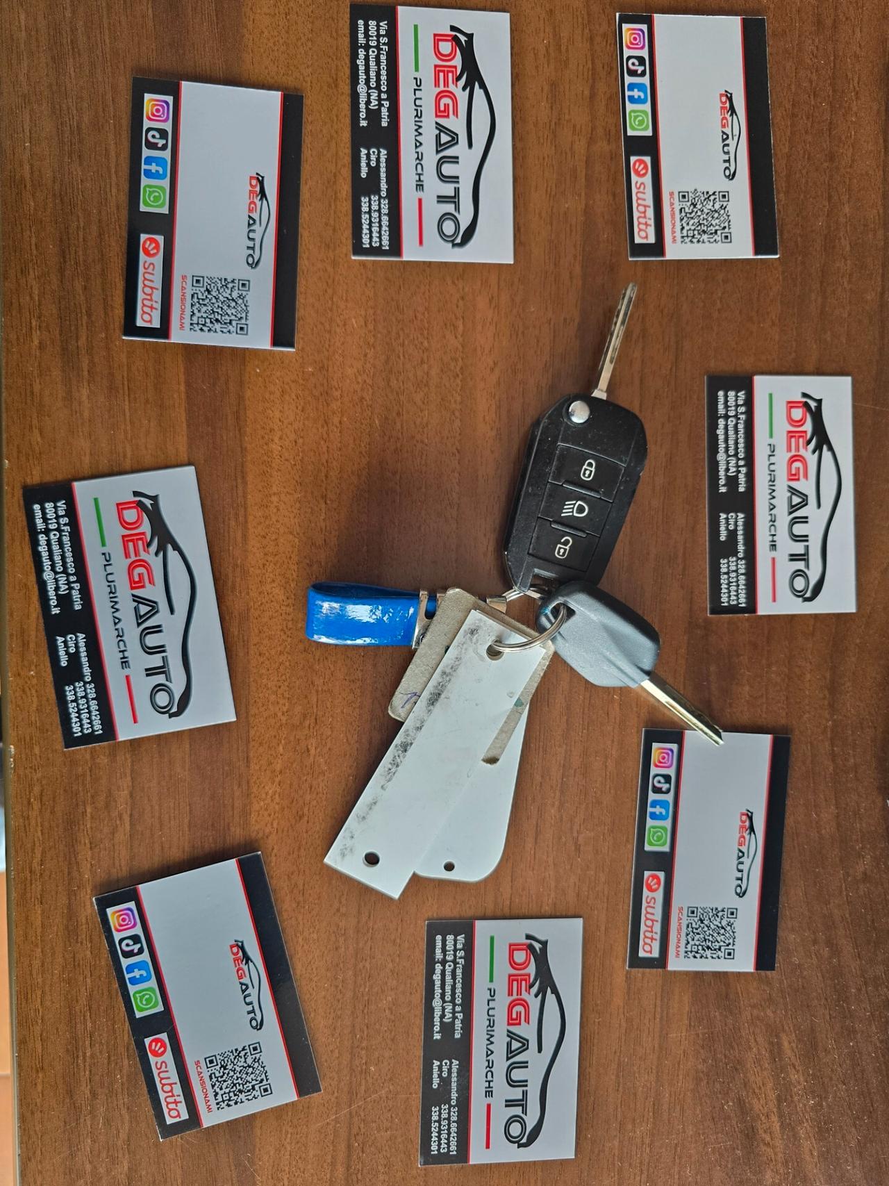 Peugeot 2008 BlueHDi 100cv Allure