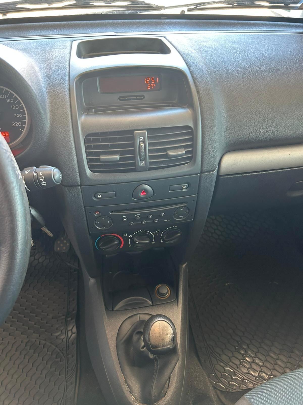 Renault Clio 1.2 16V cat 5 porte Expression