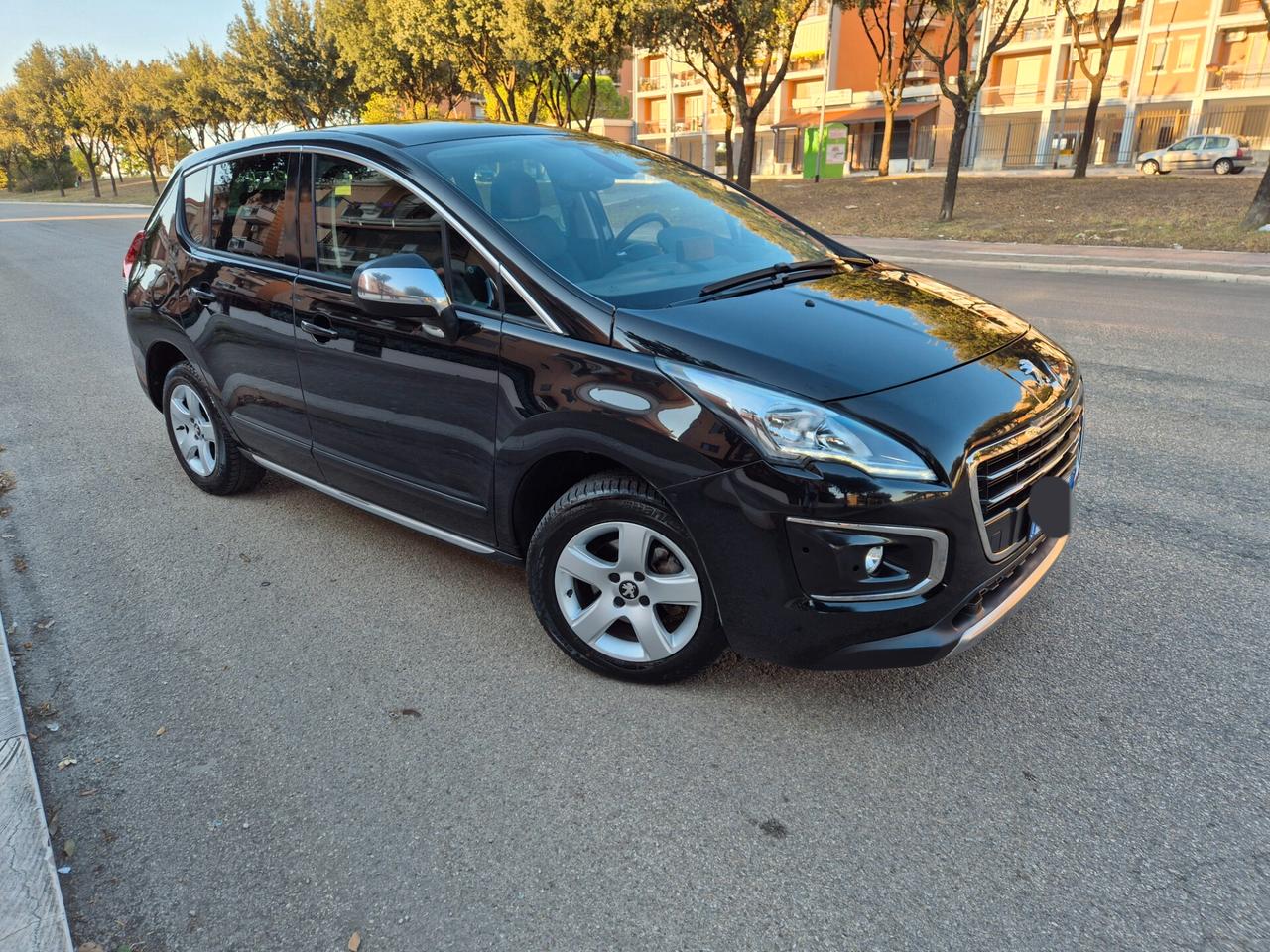 Peugeot 3008 1.6 hdi 115cv tetto panoramico 2016 gangio traino