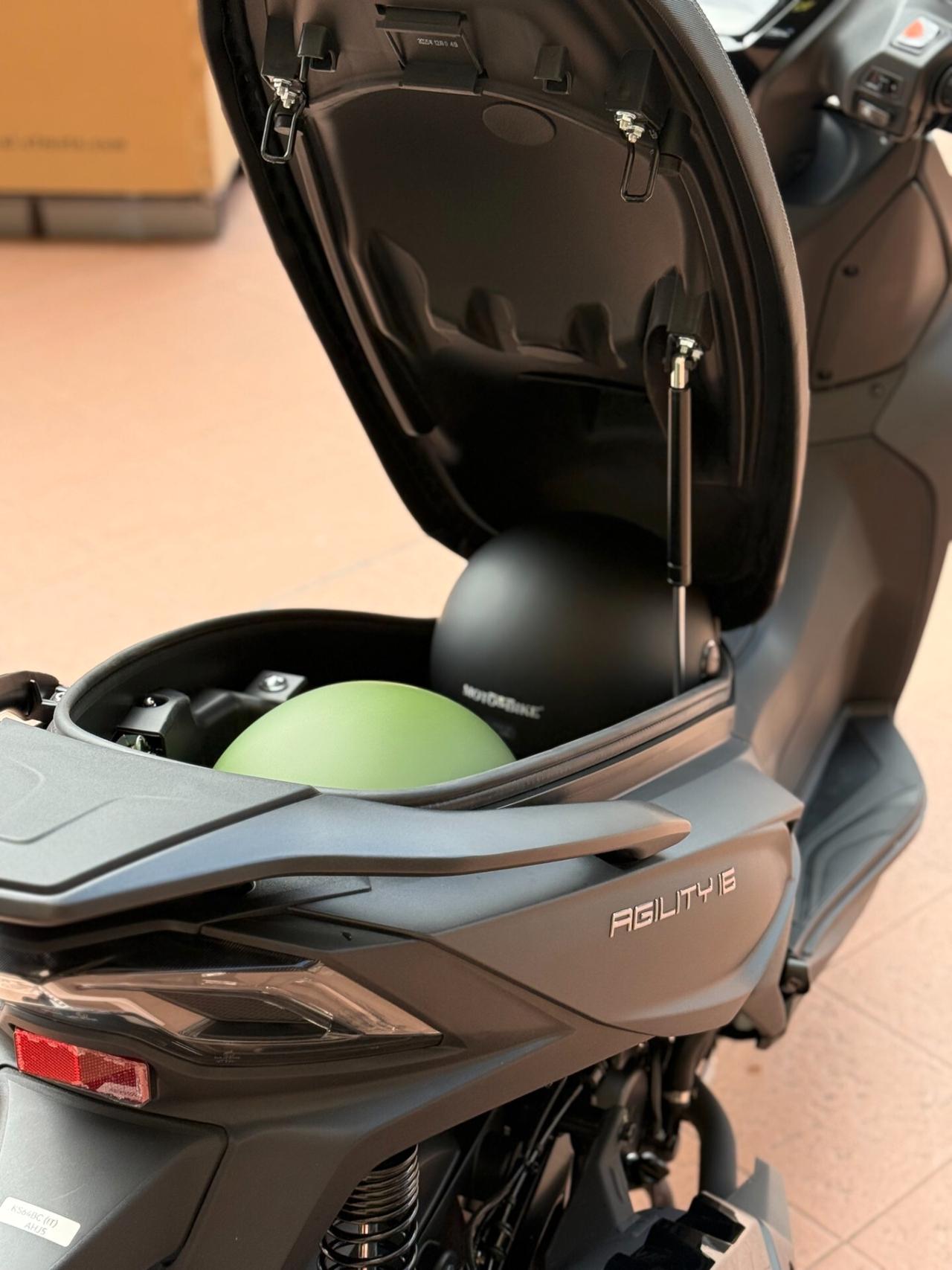 Kymco Agility 350