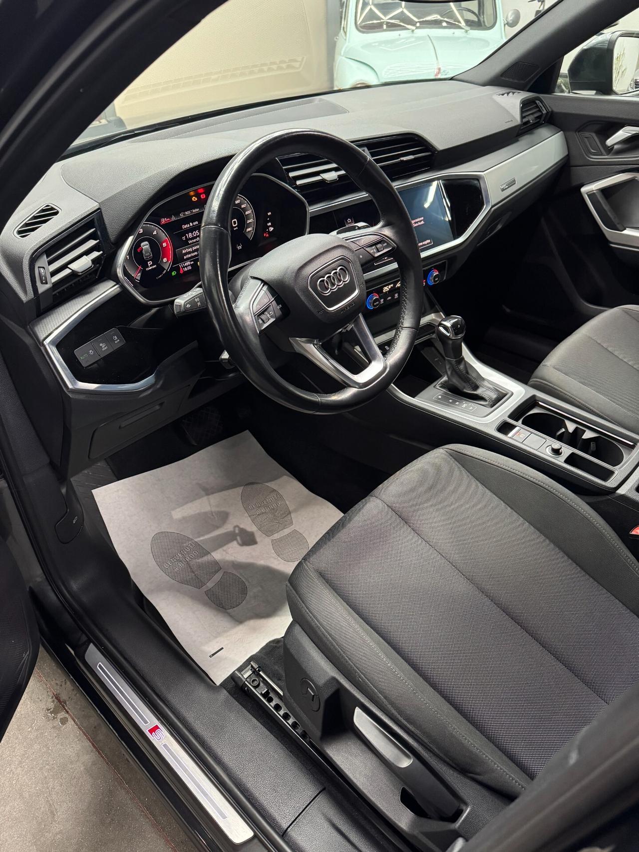 Audi Q3 35 TDI S tronic line edition