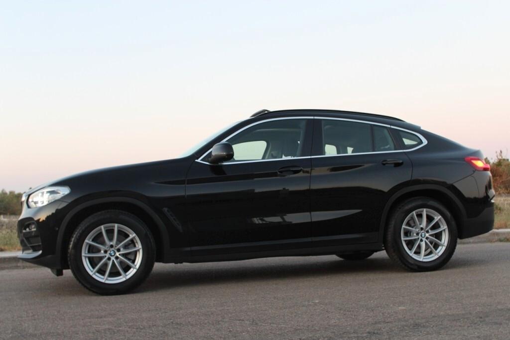 BMW X4 xDrive 20d *TETTO APR. *GANCIO TRAINO
