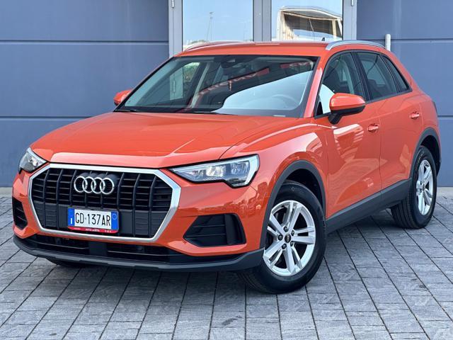 AUDI Q3 35 TDI S tronic Business