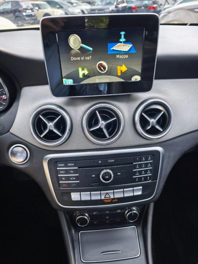 MERCEDES-BENZ CLA 200 d Shooting Brake Automatic Executive Lega Navi