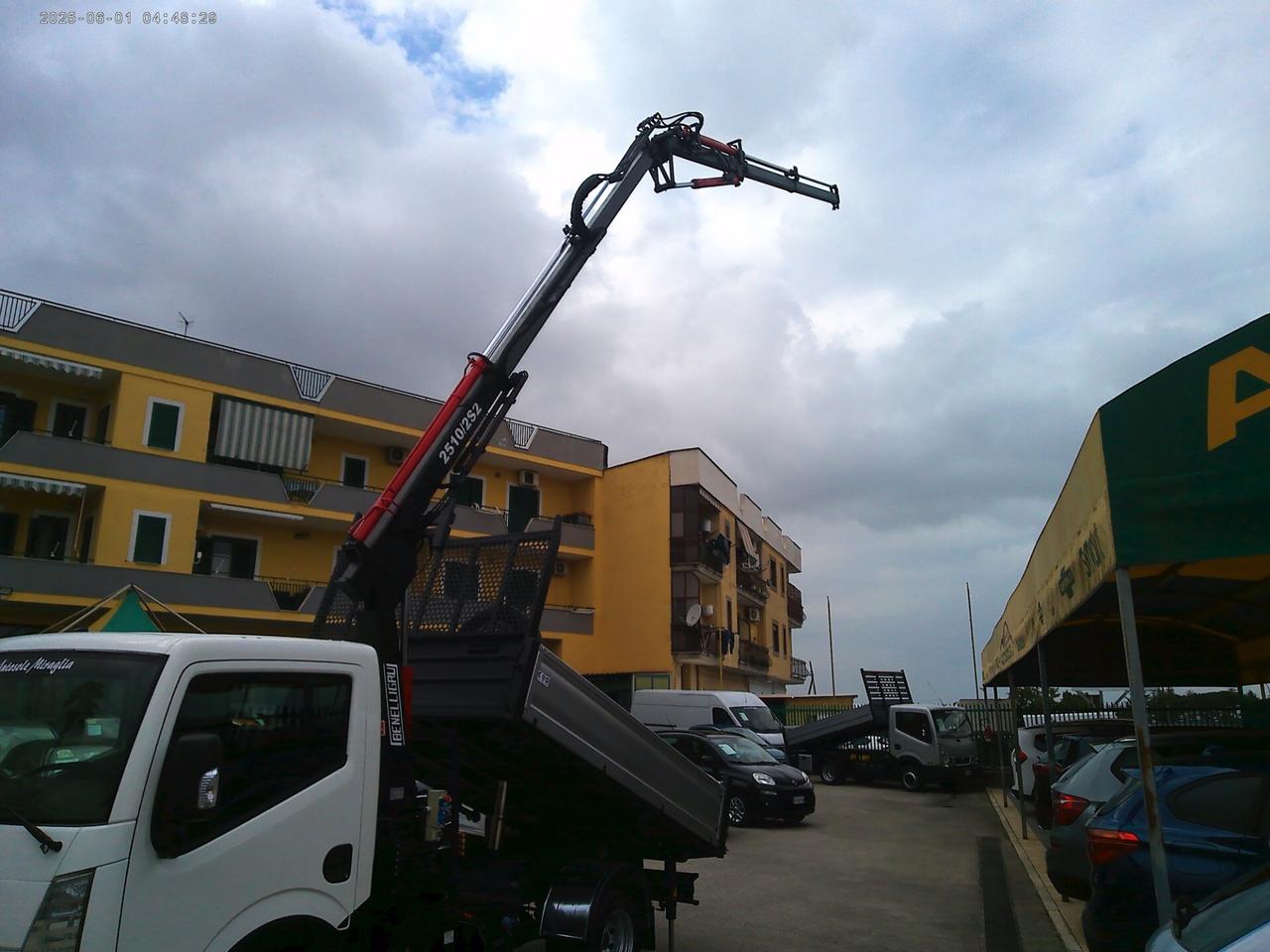 Nissan Cabstar NT 400 3000 E6 GRU AG 2510 2+2 JIB RIBALTABILE 92K