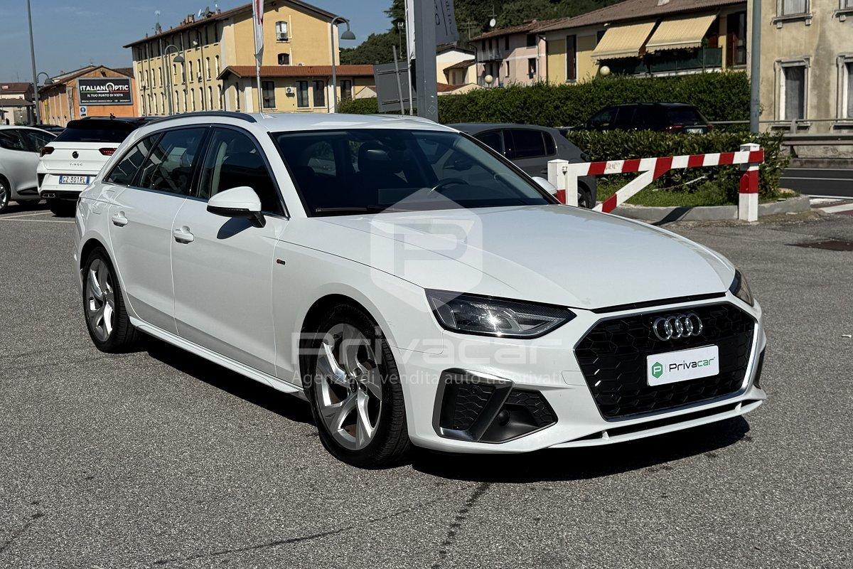 AUDI A4 Avant 30 TDI/136 CV S tronic S line edition