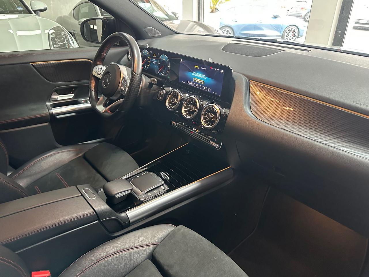 Mercedes-Benz GLA 180 CDI Premium GLA 180 D #8995