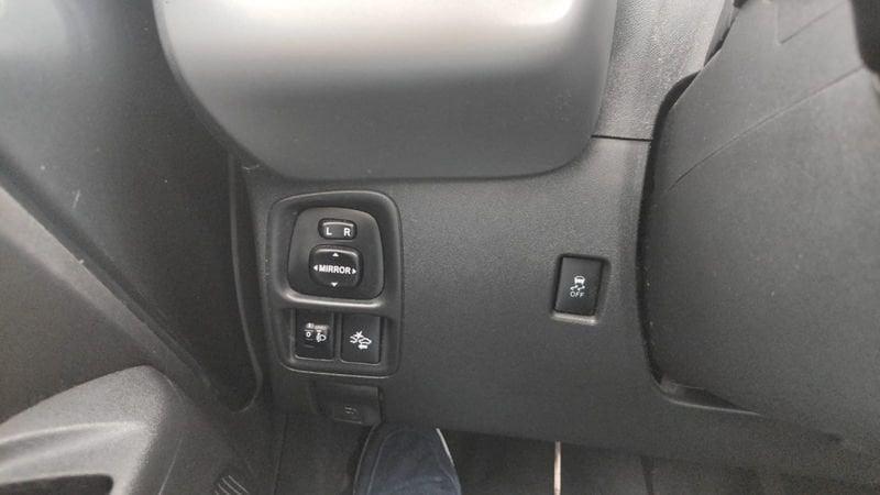 Toyota Aygo Aygo Connect 1.0 VVT-i 72 CV 5 porte x-wave