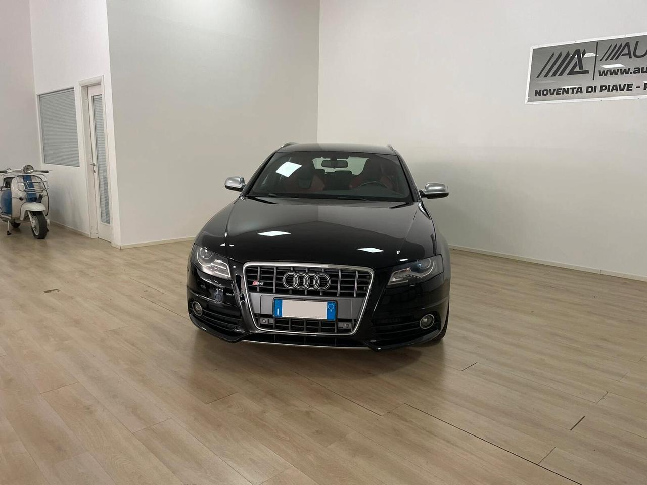 Audi A4 S4 3.0 V6 TFSI quattro S tronic