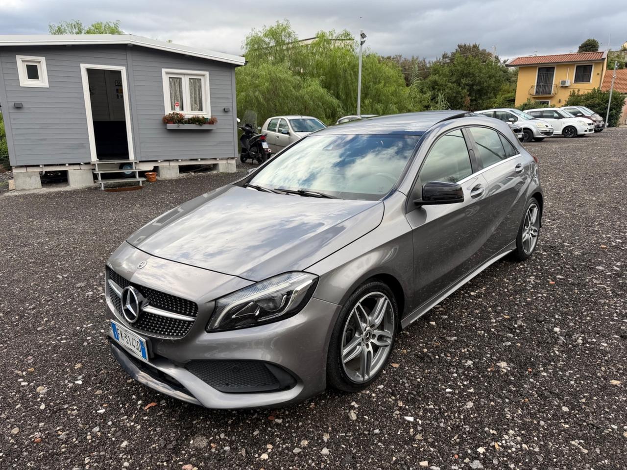 Mercedes-benz A 180 d Premium