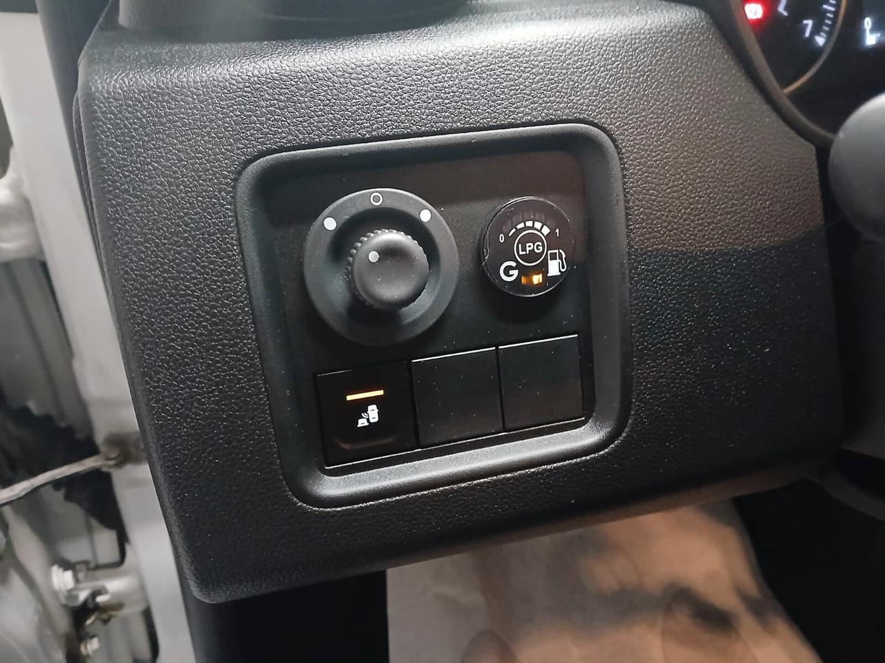 Dacia Duster 1.6 SCe GPL 4x2 Essential