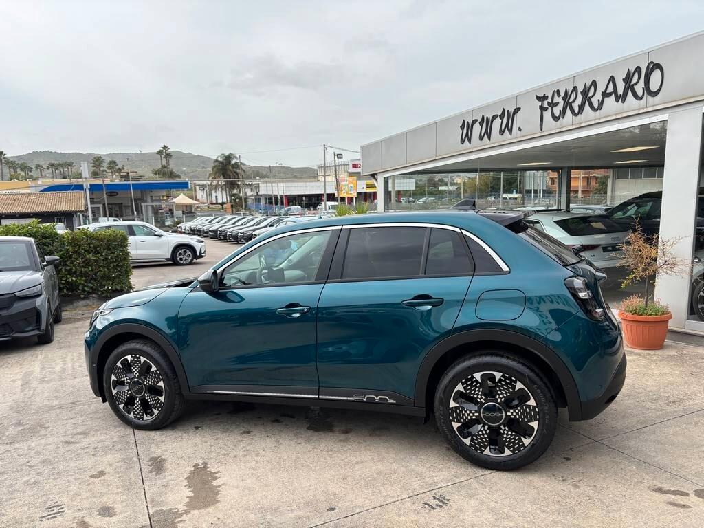 Fiat 600 Hybrid La Prima 2025/ KM 0 IVA ESPOSTA Tua a soli 269 Euro al mese