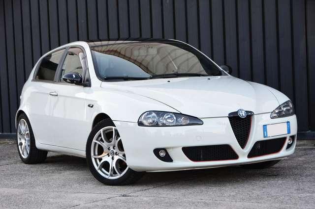 Alfa Romeo 147 5p 1.6 ts 16v Distinctive 105cv G.P.L.