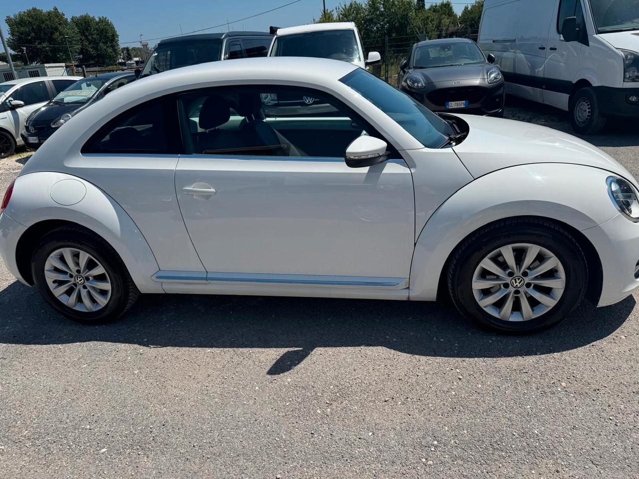 Volkswagen Maggiolino 1.6 TDI Design