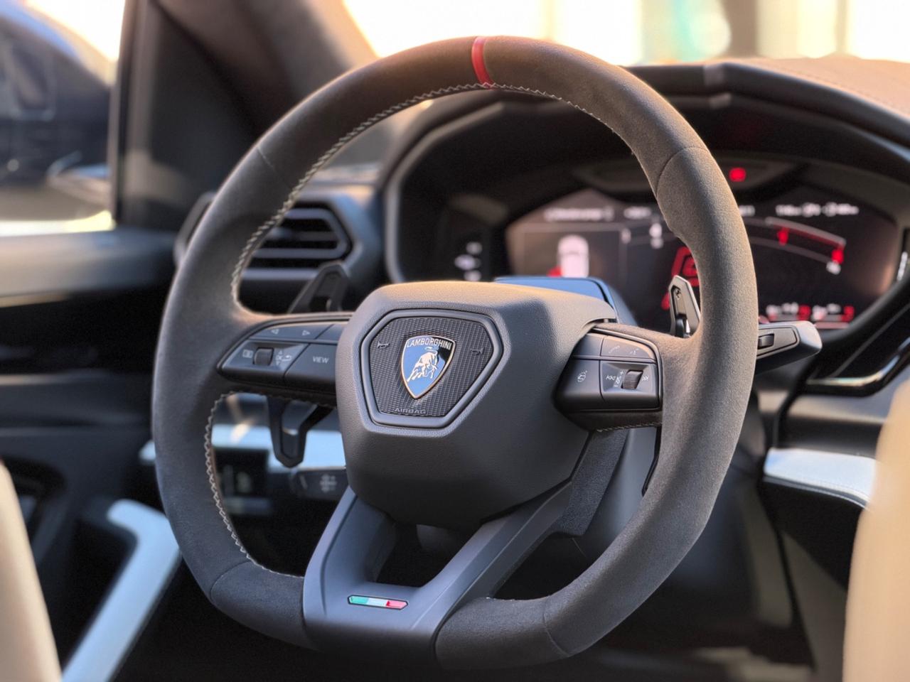 Lamborghini Urus 4.0 SE V8 HYBRID 800 CV TETTO B&O 23'
