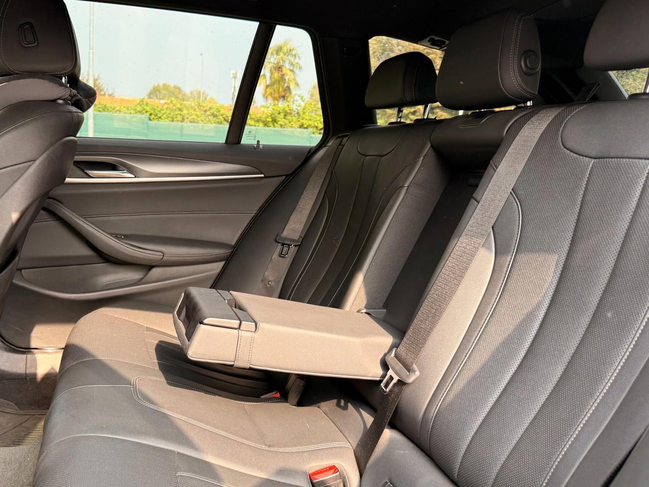 Bmw 530e xDrive Touring Msport Pack M | GARANZIA 24 MESI