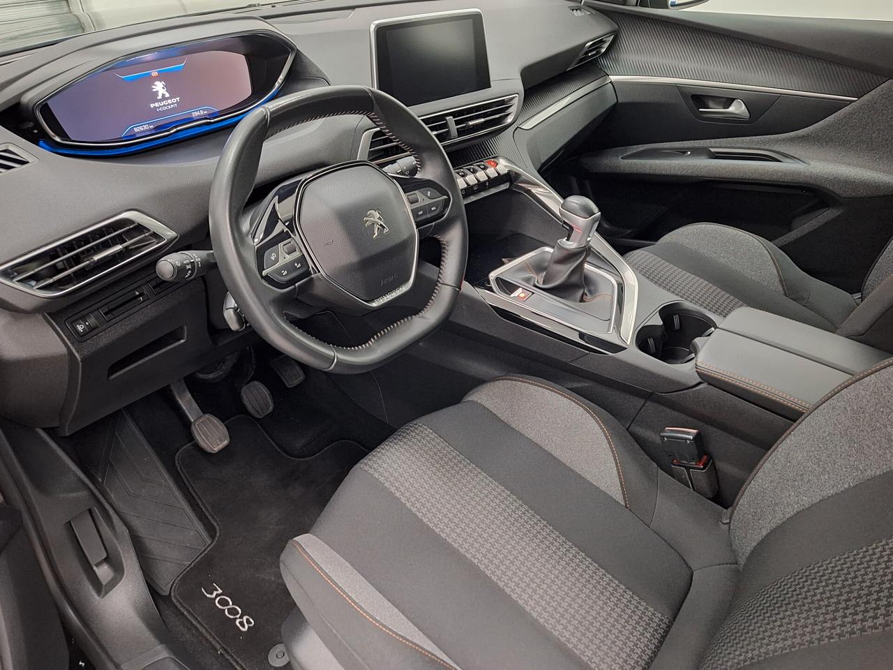 Peugeot 3008 Business 1.5 BlueHDi 130cv