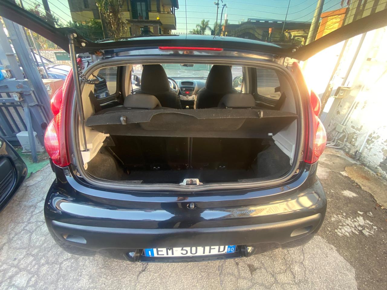 Peugeot 107 1.0 68CV 5p. Urban Move