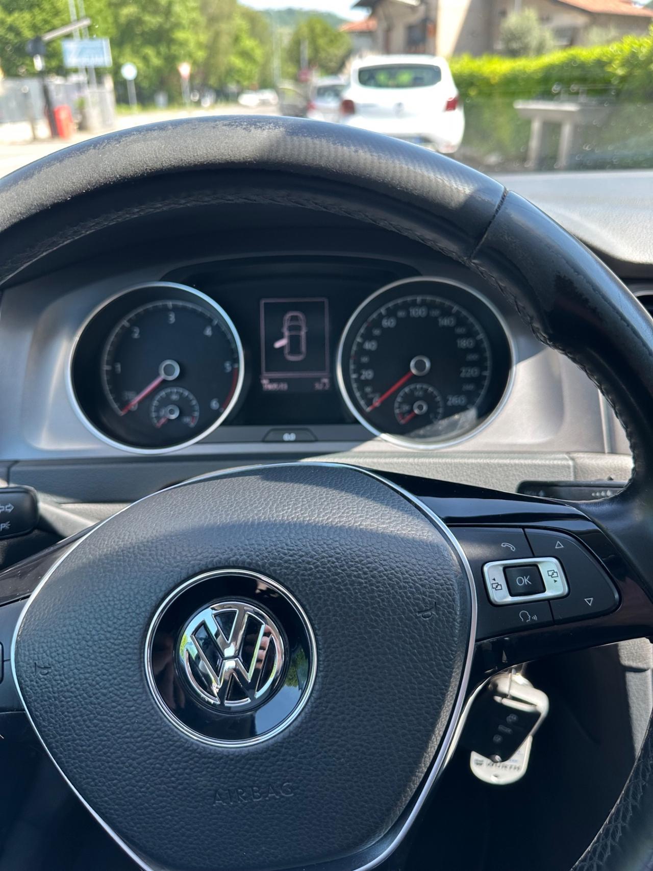 Volkswagen Golf 1.6 TDI 5p. Trendline BlueMotion Technology