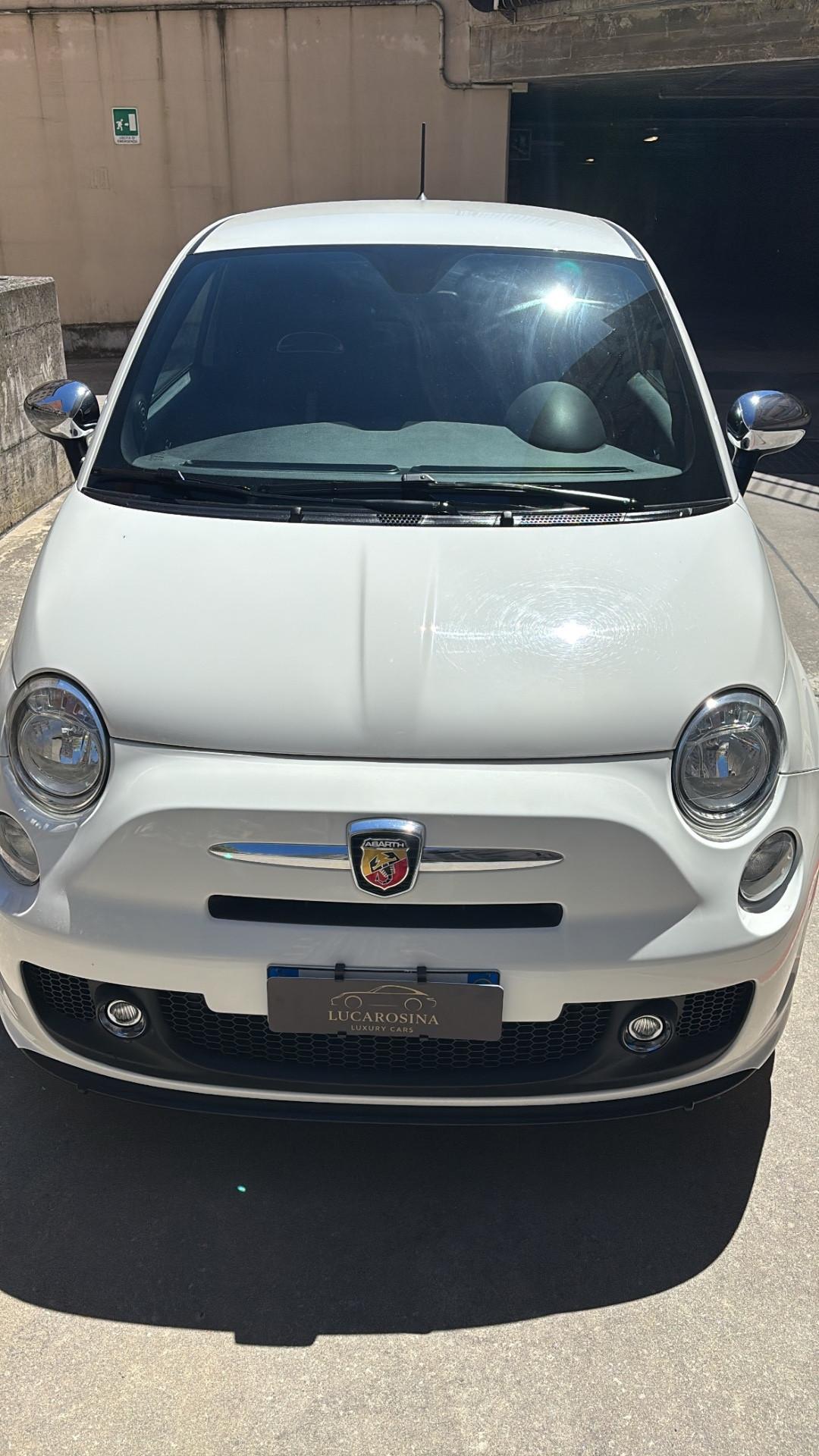 Abarth 500 1.4 Turbo T-Jet Custom