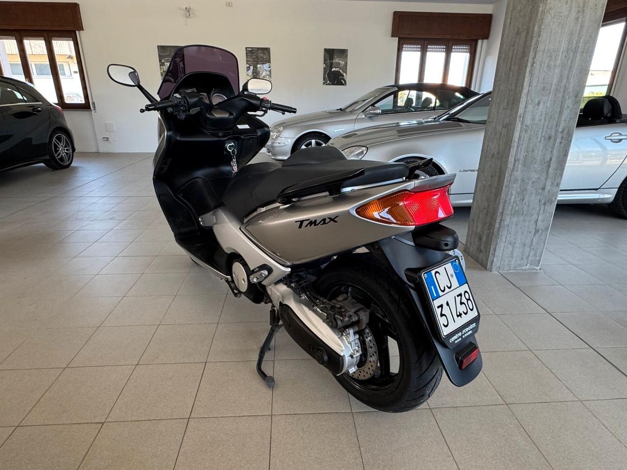 YAMAHA T-MAX 500
