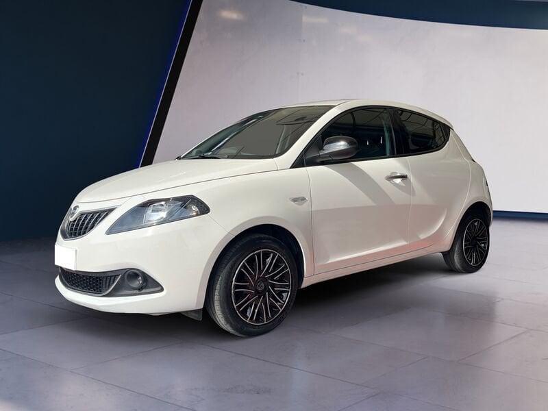 Lancia Ypsilon 1.0 FireFly 70cv S&S Hybrid GOLD