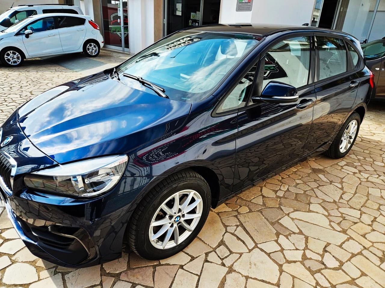 Bmw 2er Active Tourer 216d Active Tourer Business