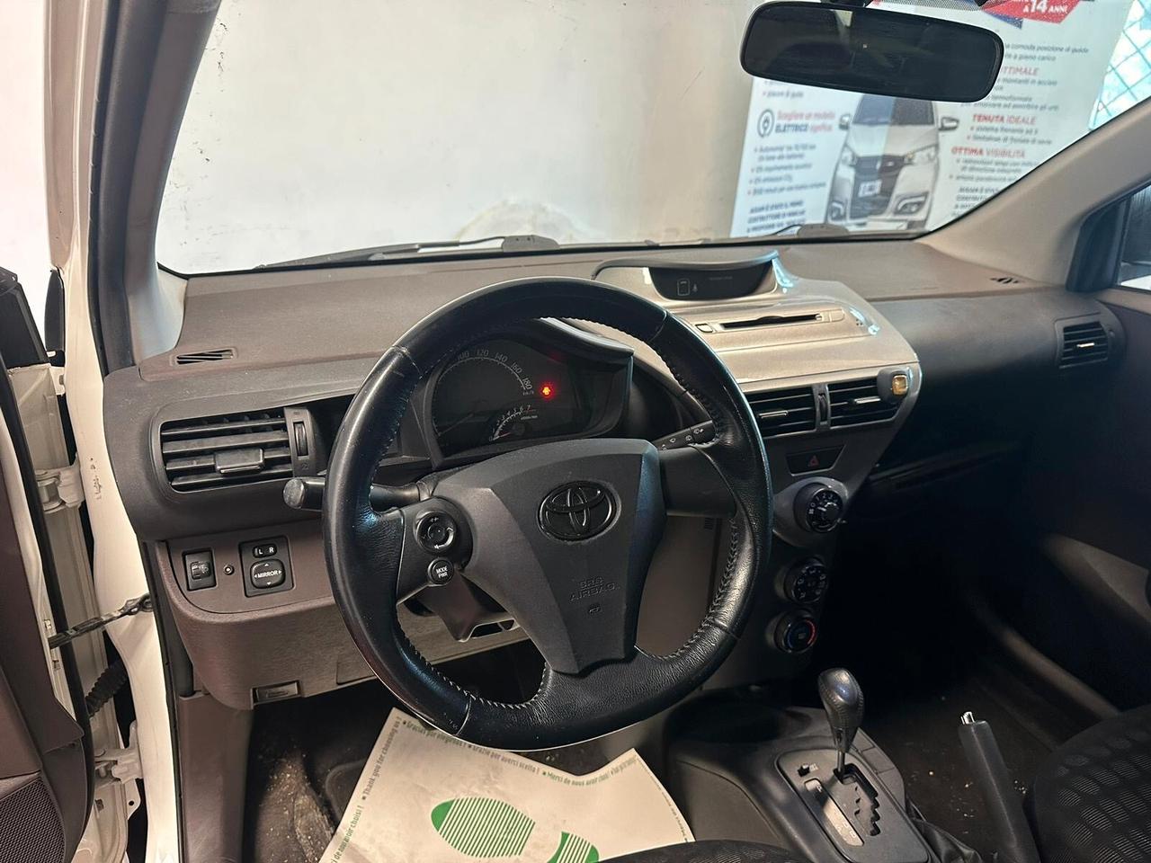 Toyota iQ 1.0 Multidrive Versione Lancio
