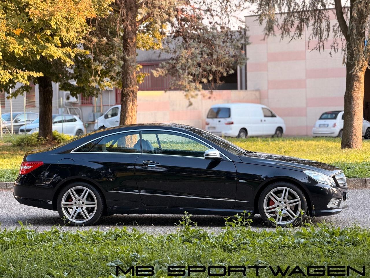 Mercedes-benz E 250 MERCEDES E250 CGI COUPE - AMG PACK COMPLETO INTERNO ED ESTERNO.