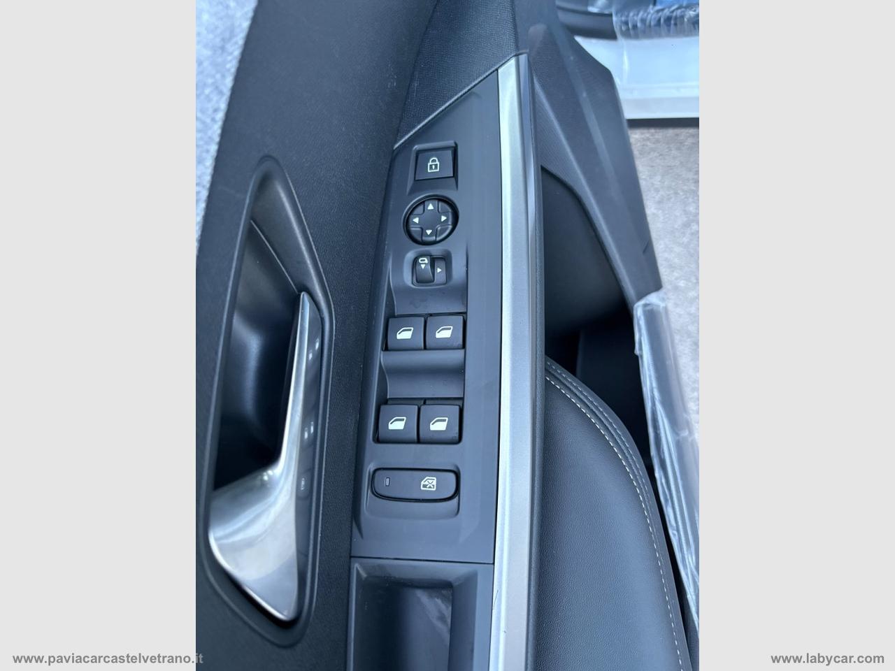 PEUGEOT 3008 Hybrid 145 e-DCS6 Allure KM/0