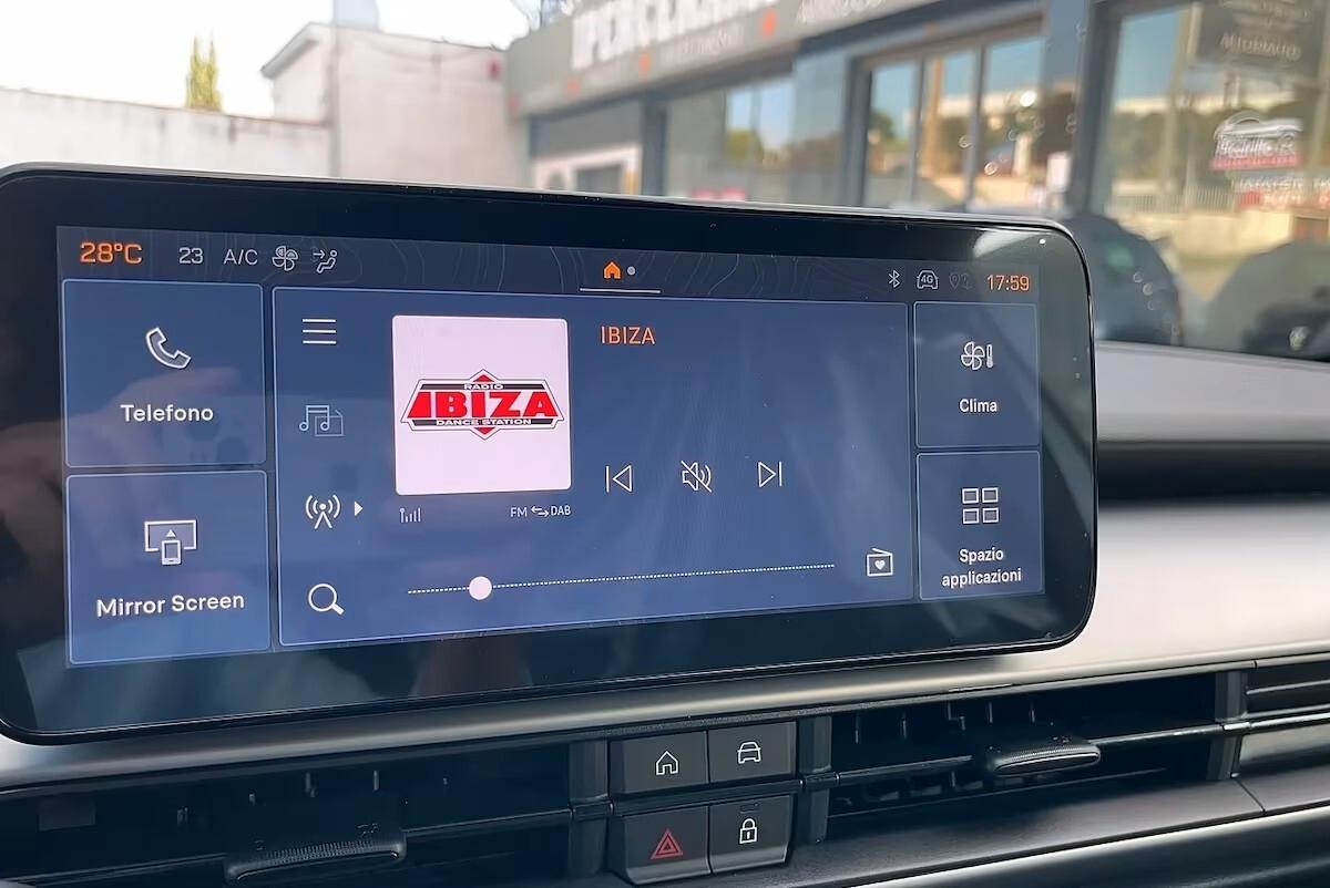 Jeep Avenger 1.2 Turbo 110 CV MHEV Summit