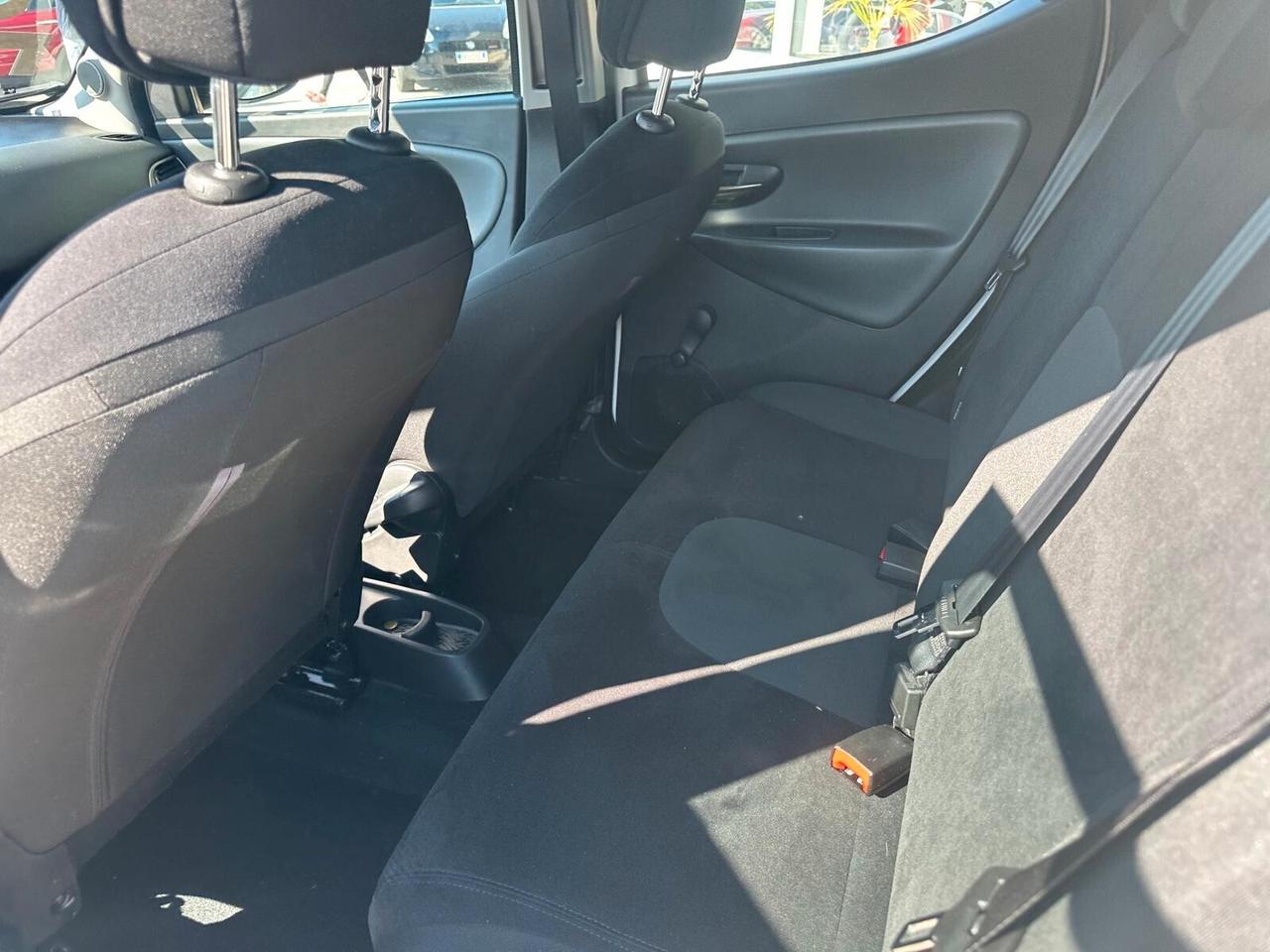 Lancia Ypsilon 1.2 69 CV 5 porte GPL Ecochic Gold NEOPATENTATI