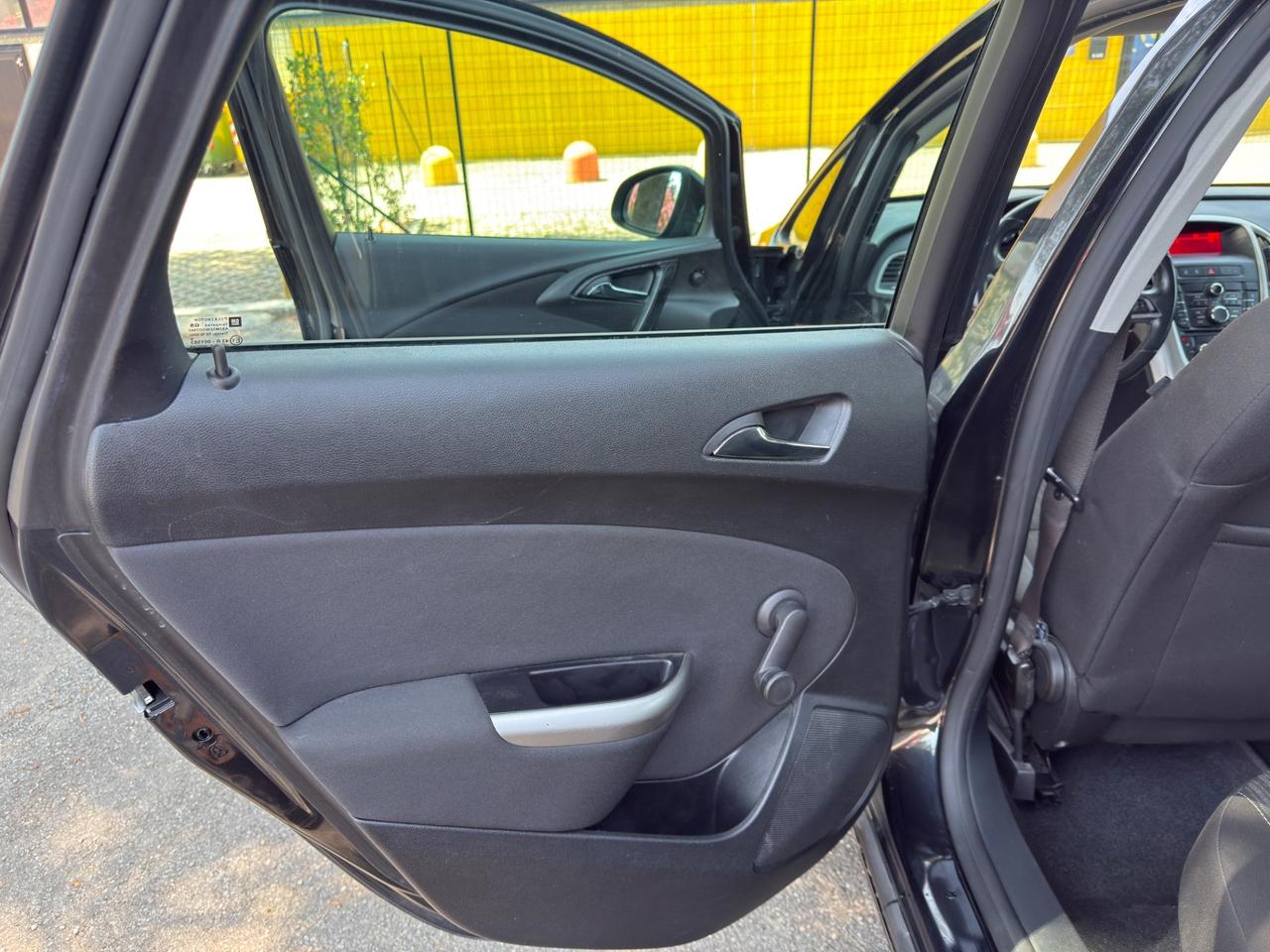 Opel Astra 1.4 Turbo 140CV 5 porte Cosmo