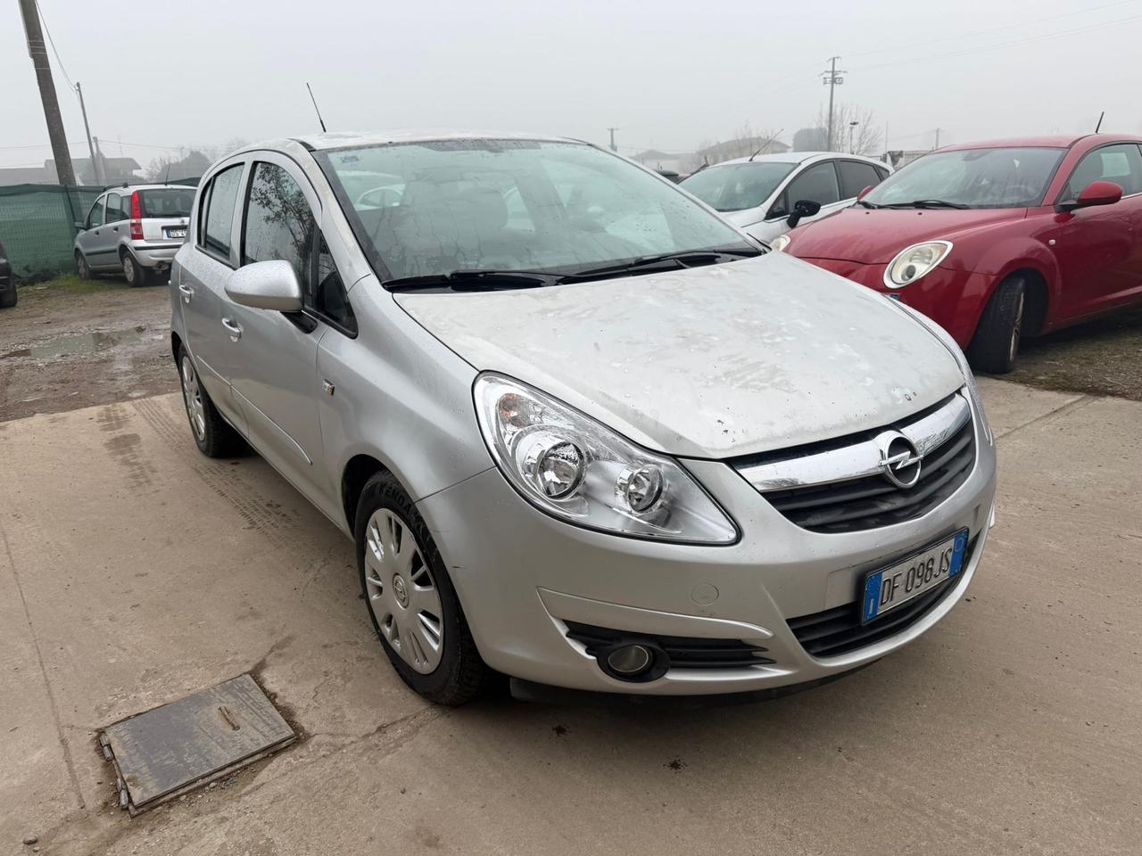 Opel Corsa 1.2 5 porte Easytronic Cosmo