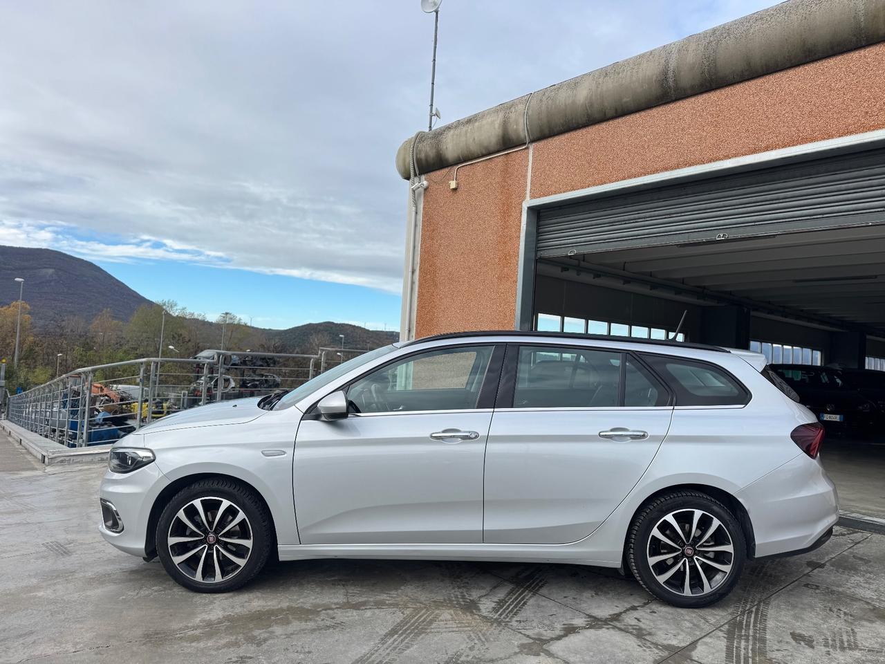 Fiat Tipo 1.6 Mjt S&S SW Lounge