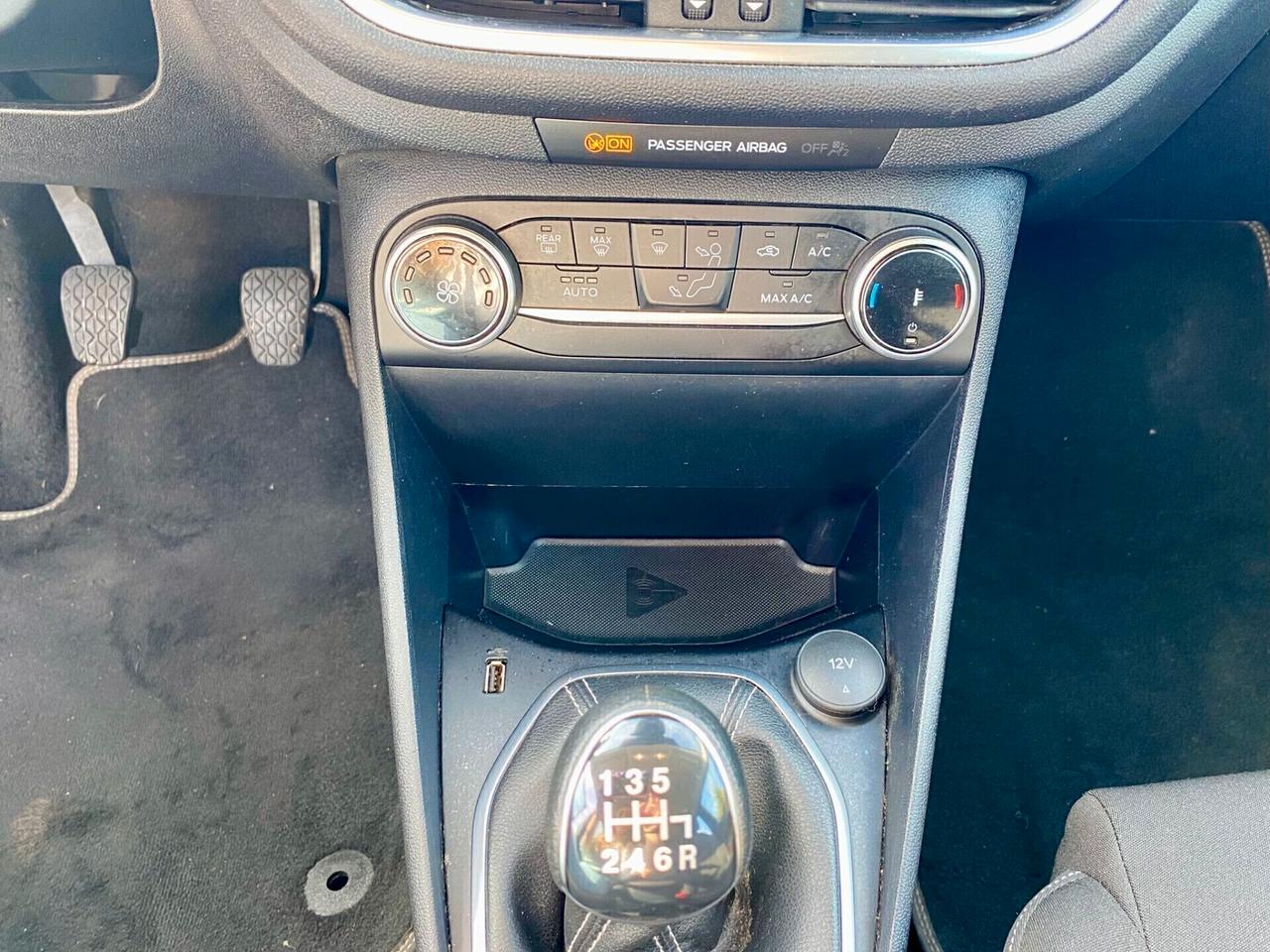 Ford Fiesta 1.0 Ecoboost Hybrid 125 cv. Titanium