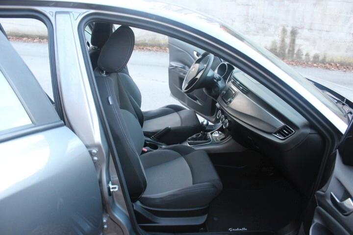 Alfa Romeo Giulietta 1.6 JTDm-2 105 CV Distinctive ESTETICA PARI NUOVO